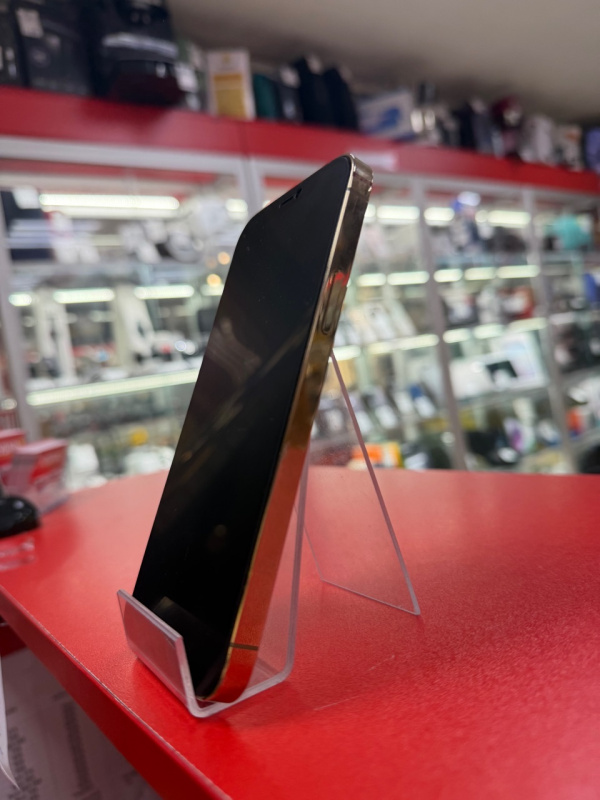 Мобильный телефон Apple iPhone 12 Pro