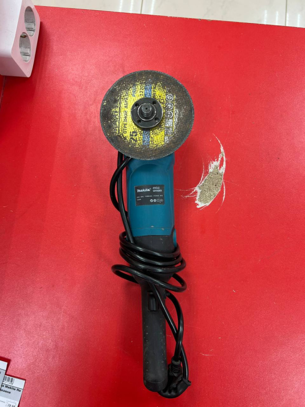 Болгарка Makita Не указана