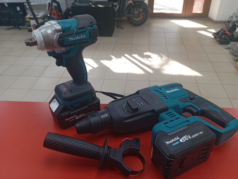 Набор электроинструмента Makita 4 в 1