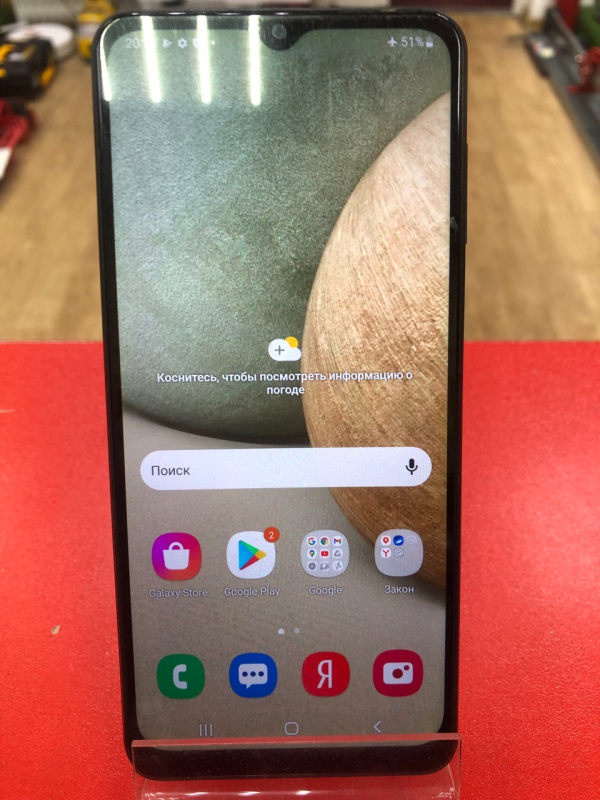 Мобильный телефон Samsung Galaxy A12