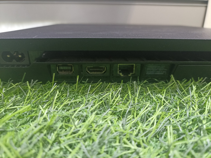 Игровая приставка PlayStation 4 Slim