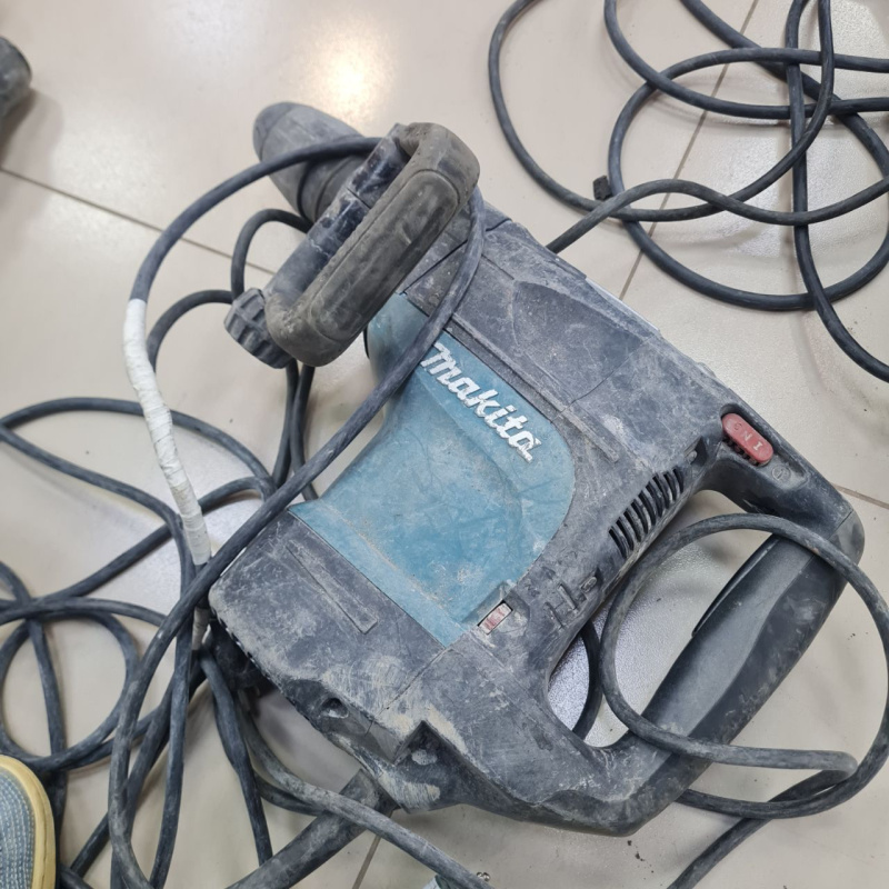 Отбойный молоток Makita HR4501C
