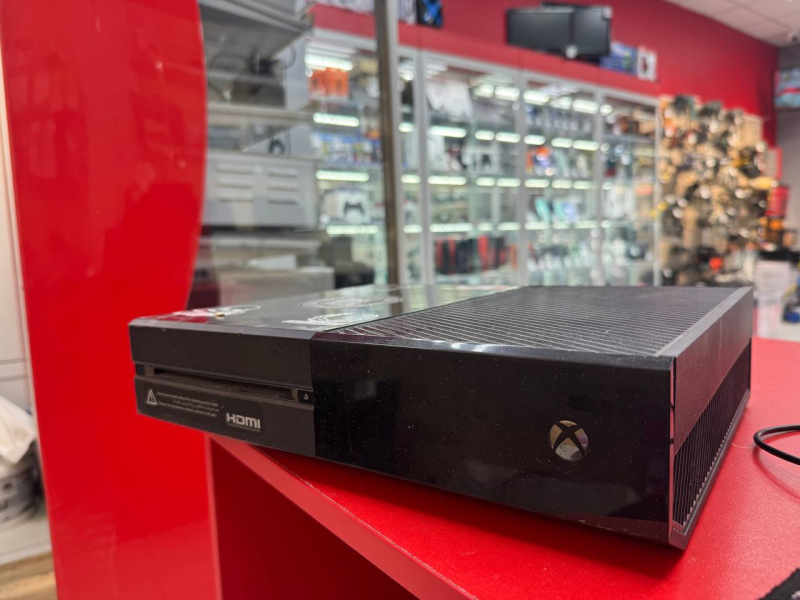 Игровые приставки Xbox One 512