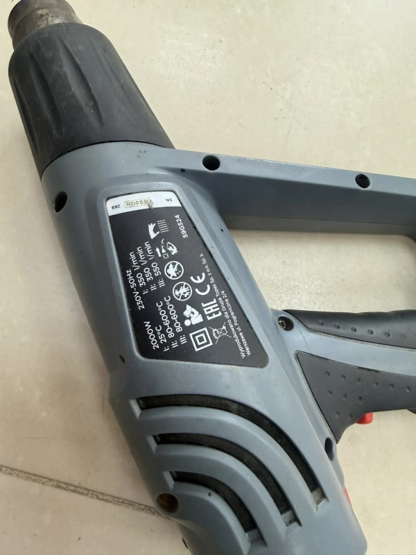 Строительный фен Graphite GGGF