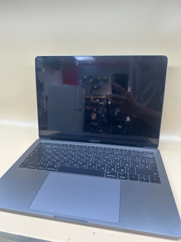 Ноутбук Apple Macbook pro 13 2017 i5 8/256