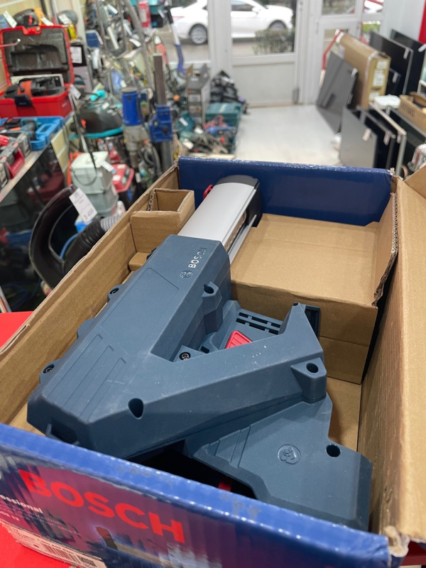 Промышленный пылесос Bosch GDE 12