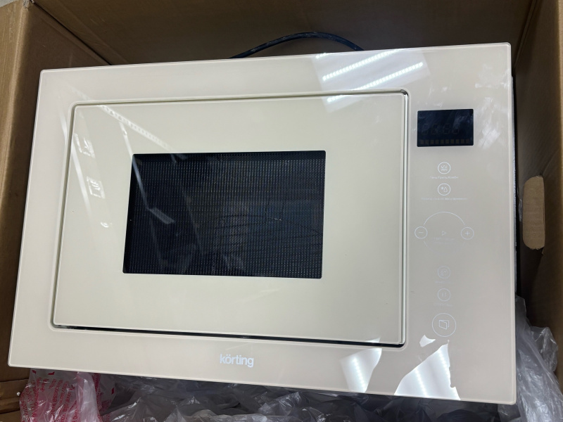 Микроволновая печь Korting KMI 825 TGB