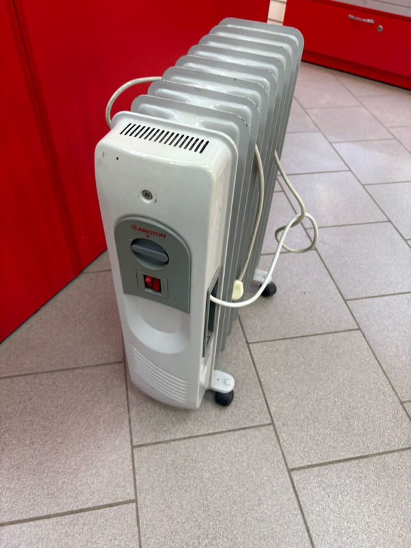 Обогреватель Ariston Type 2009