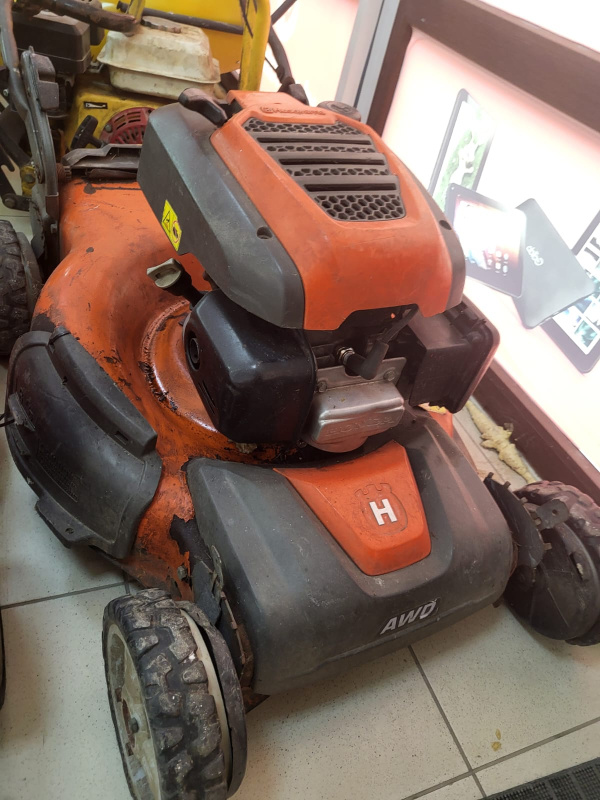 Катки для газона Husqvarna LC356AWD