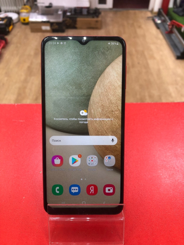 Мобильный телефон Samsung Galaxy A12