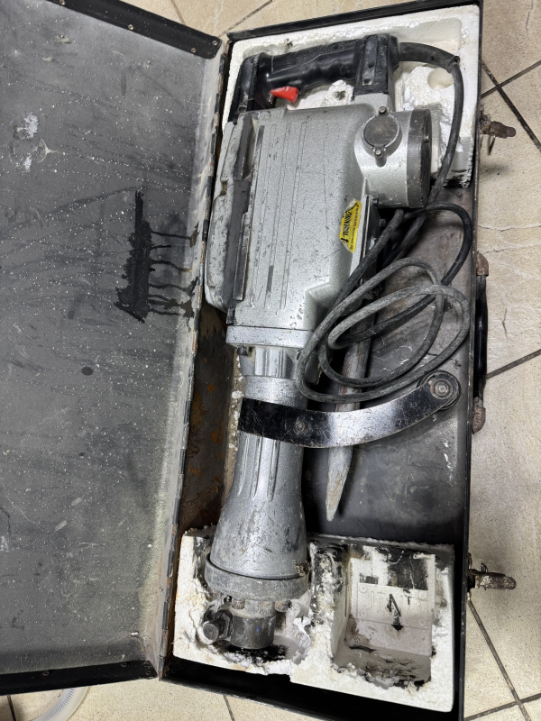 Отбойный молоток P.I.T. GSH-65-D1