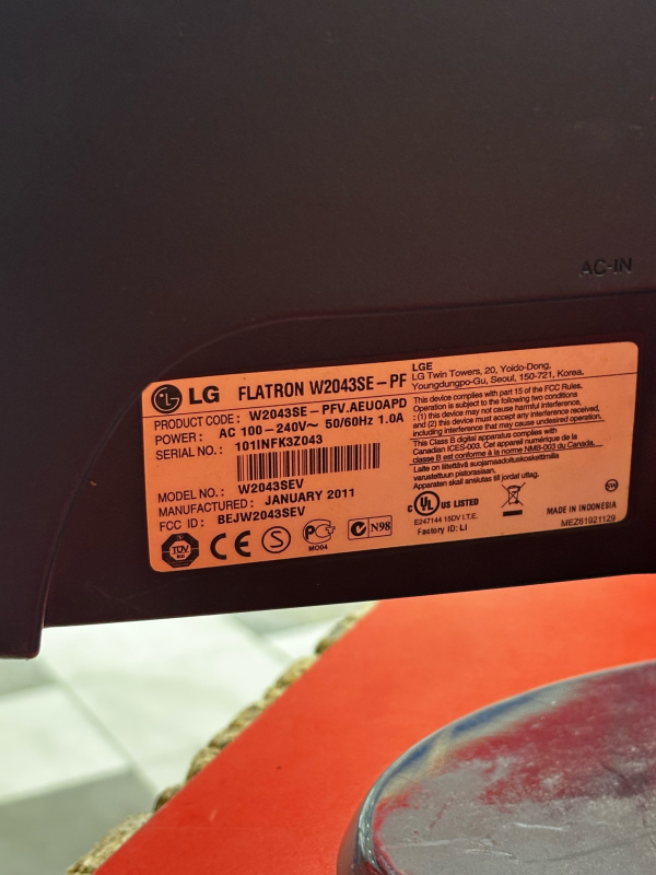 Монитор LG  W2043C-PF