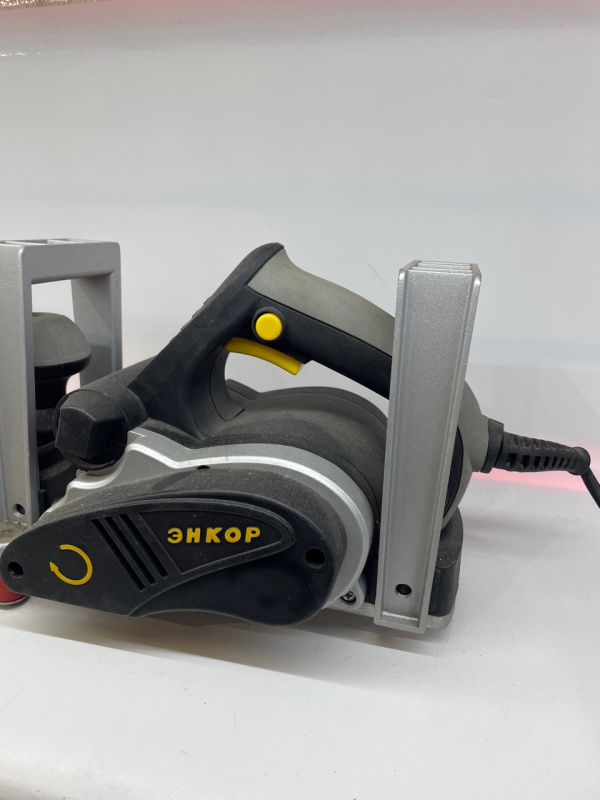 Электрорубанок Энкор РЭ-780/82