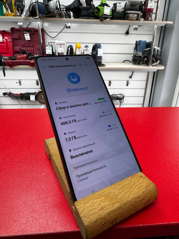 Мобильный телефон Samsung Galaxy S25