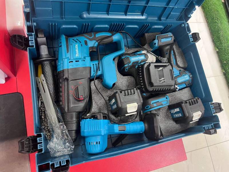 Набор электроинструмента Makita Китай