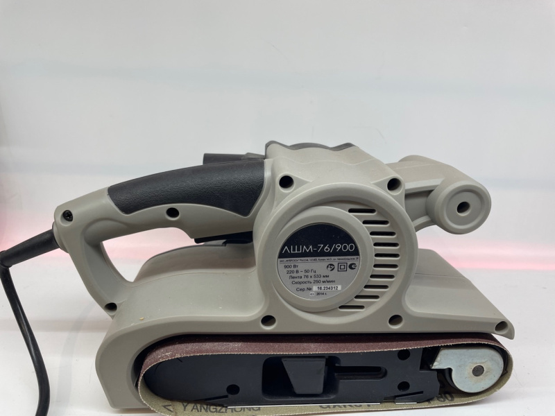 Шлифмашинка Интерскол ЛШМ 76/900