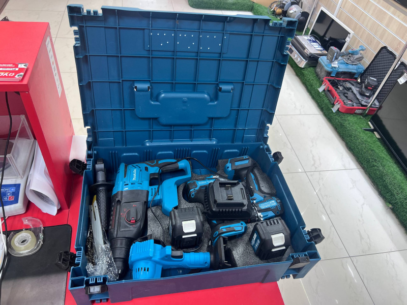 Набор электроинструмента Makita Китай