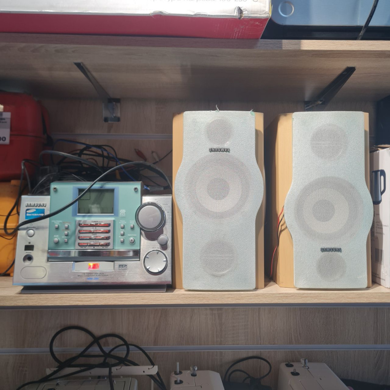 Музыкальный центр Samsung mm zb9