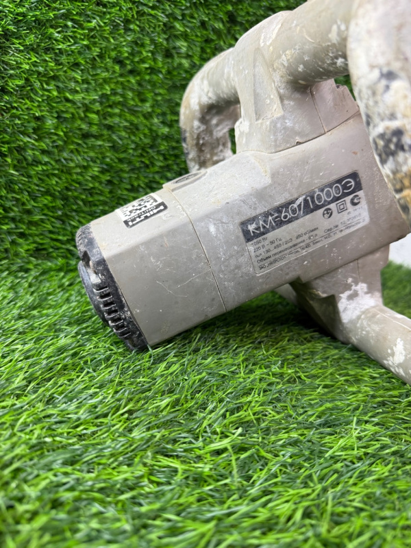 Строительный миксер Интерскол км-60/1000э