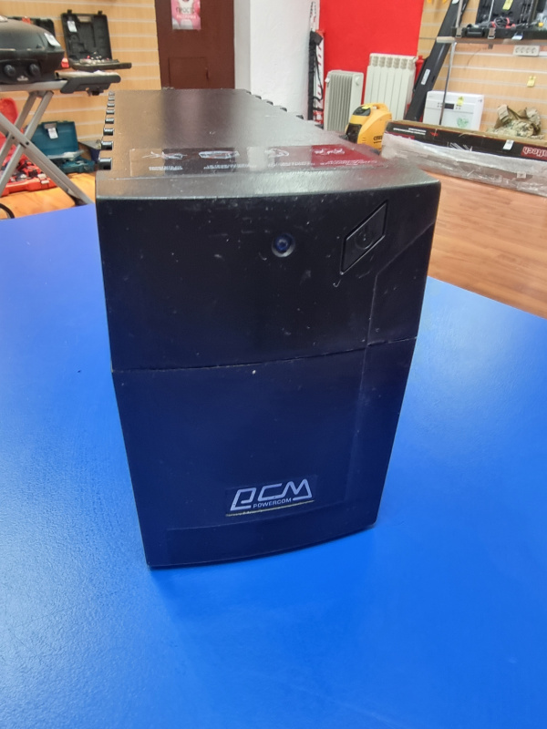 Стабилизатор напряжения БЕСПЕРЕБОЙНИК RPT 800A -