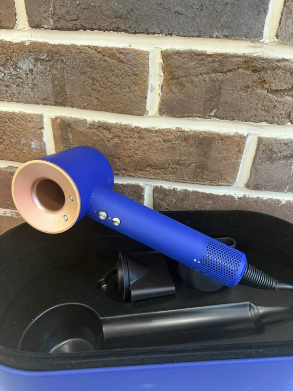 Фен  Dyson HD15